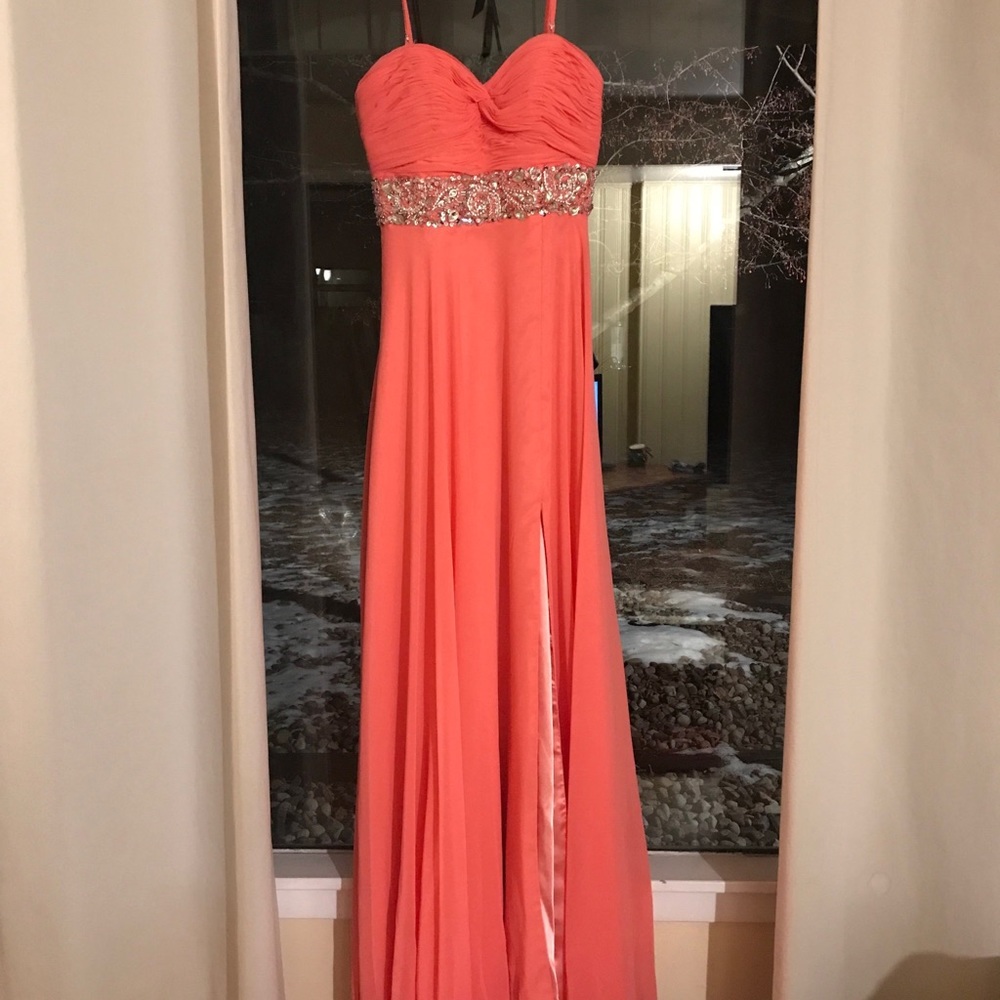 Prom dress/bridesmaid dress